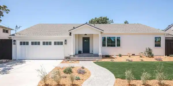 362 Topaz Street