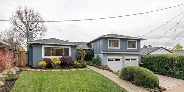 2780 Bromley Drive