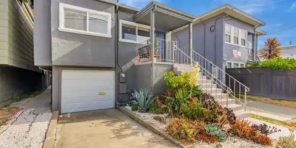 964 61St St