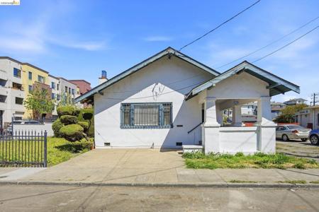 861 70Th Ave