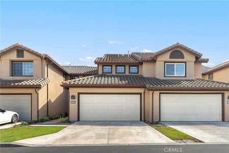60 Meadowbrook
