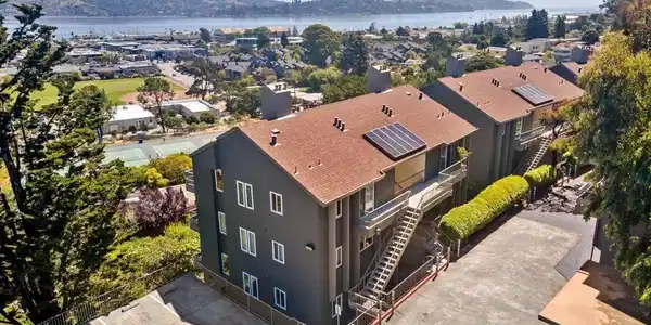 132 Lower Anchorage Rd