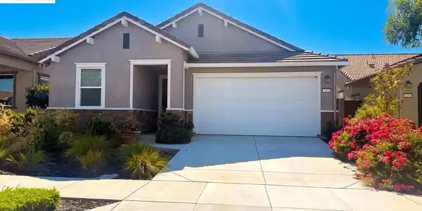 2383 Front Porch Ln
