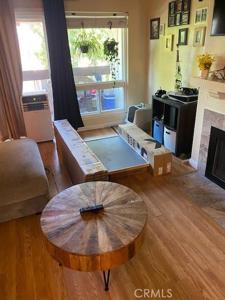 21372 Brookhurst