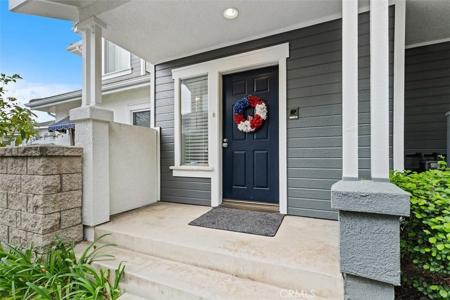 73 Breakers Lane