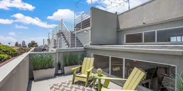 2020 6th Street