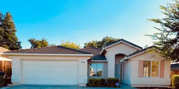 5180 Tehachapi Way