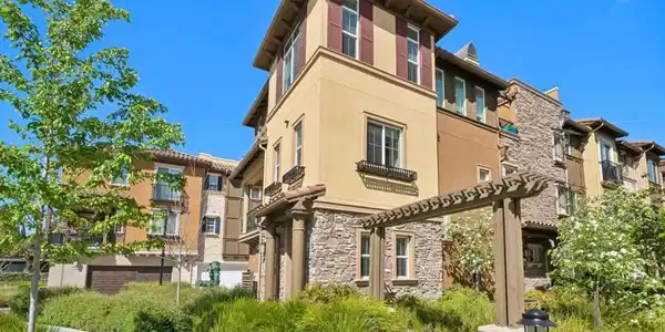663 Alamo Court