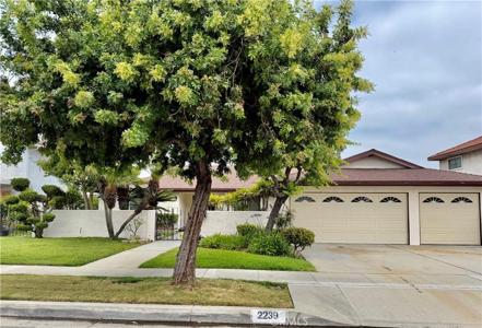 2239 W 232nd