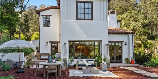 105 Zanzibar Drive