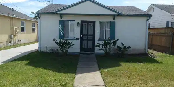 4736 W 169th