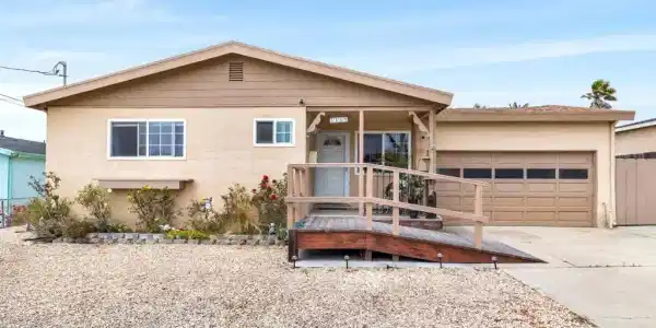 3129 Lynscott Drive