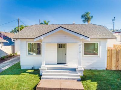 4218 E Elko Street