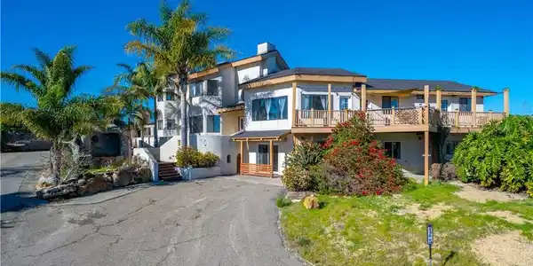 330 E Ormonde