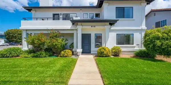 612 Seabright