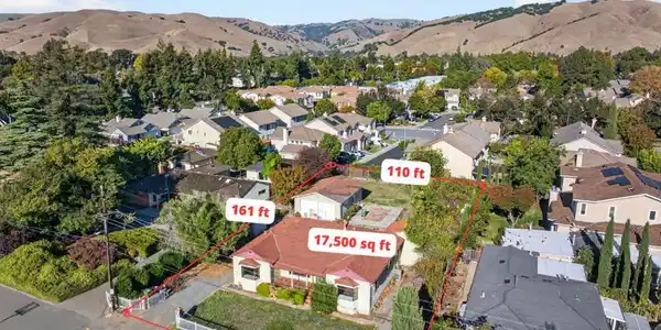 38538 Tyson Lane