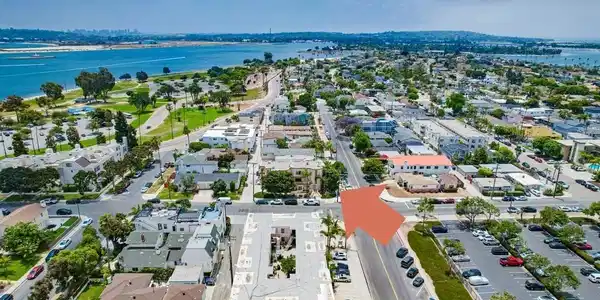 1703 La Playa Ave