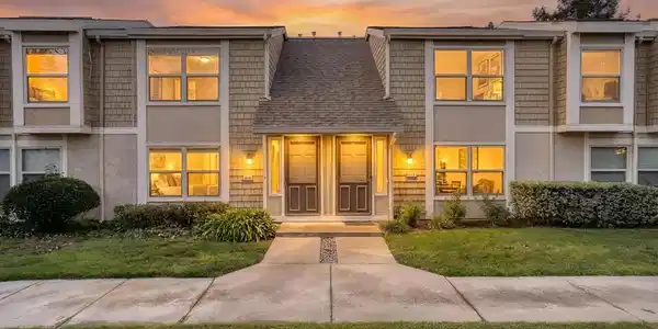 2252 Creek Bed Court