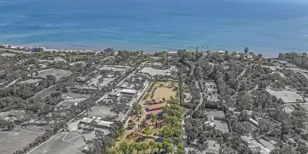 27349 Pacific Coast Highway