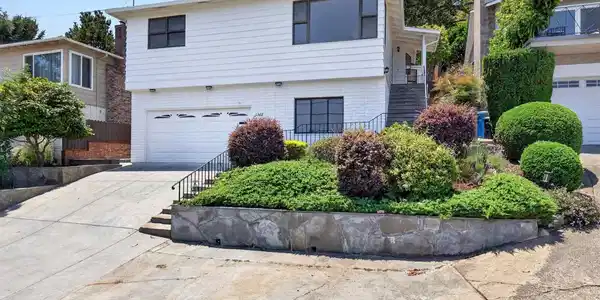 1348 Paloma Ave