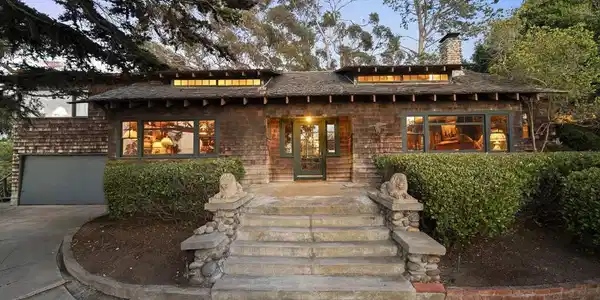1570 Virginia Way