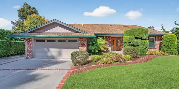 210 Wingfoot Drive