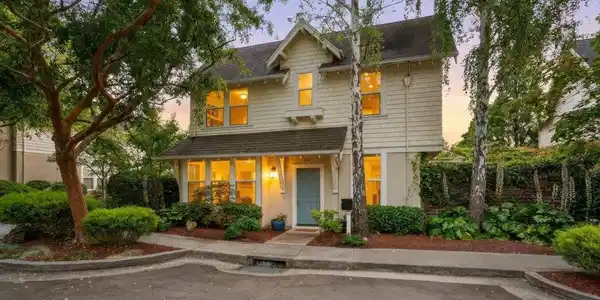 200 Roosevelt Terrace