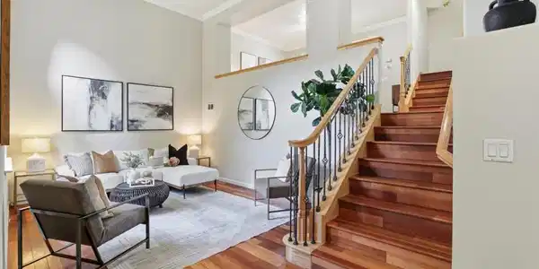 1933 Silva Place