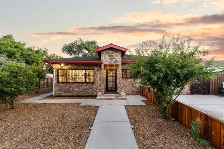 2536 Amethyst Drive