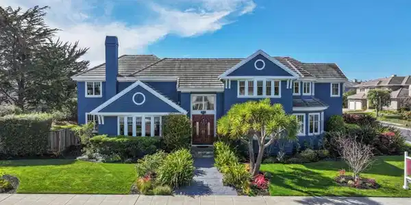 66 Spyglass Court