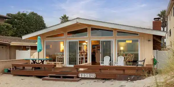 1235 Capri Way