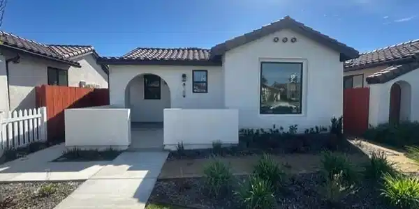 1150 W 1st Street