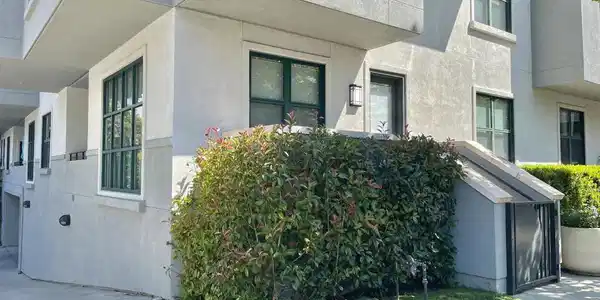 225 9th Avenue