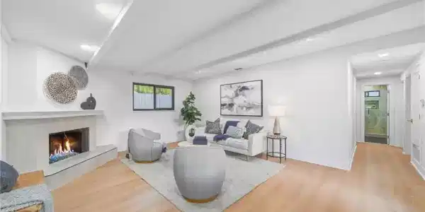 212 Avenida Sierra
