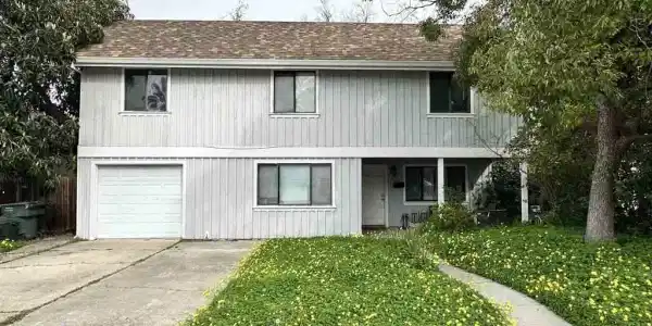 4219 4219 Sherwood Ct