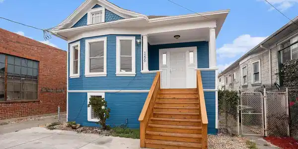 1230 39Th Ave