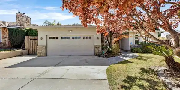 48875 Chenin Blanc Drive