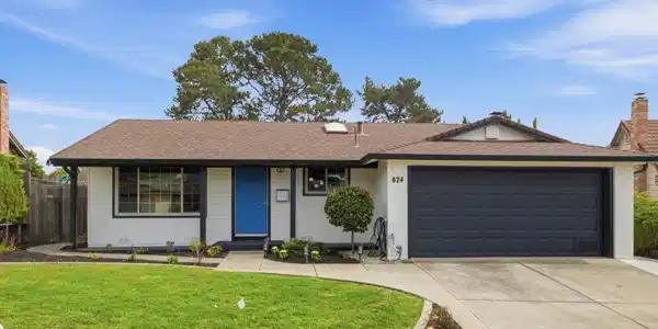 824 Coral Dr