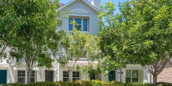 750 Harbor Cliff Way