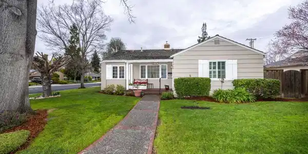 4107 Mackay Drive