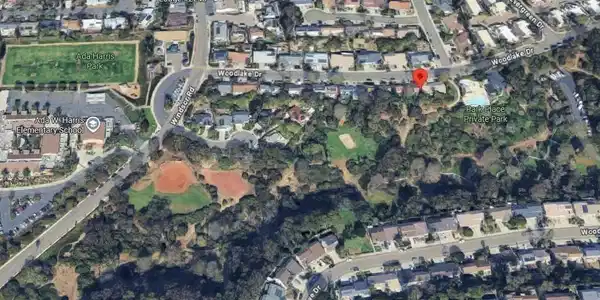 961 Woodlake Drive