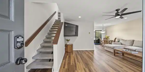 6626 Canyon Rim Row