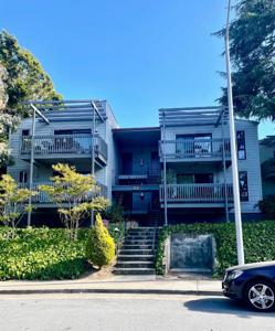 4111 George Avenue