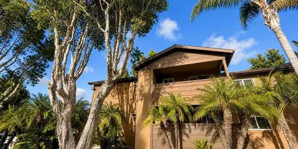 502 Calle Montecito