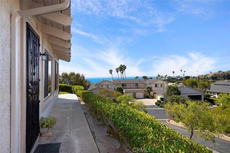 151 Avenida Adobe