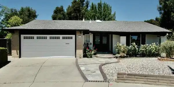 35515 Dee Place
