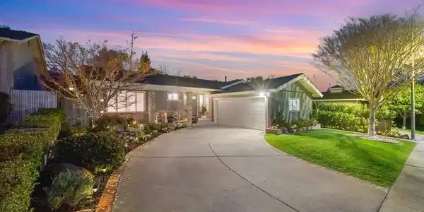 1321 Vernon Terrace