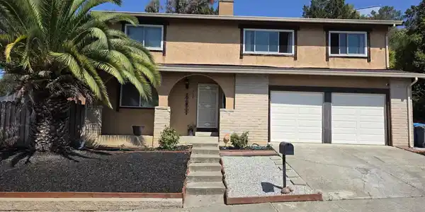 136 Evergreen Way