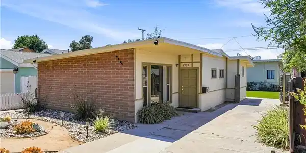 2157 Gale Avenue