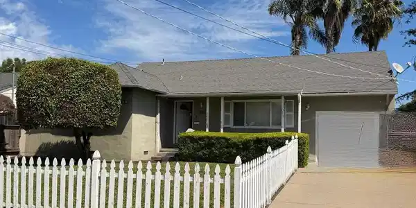 1081 Hiller Street